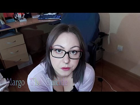 ❤️ Fata sexy cu ochelari suge adânc Dildo în fața camerei de filmat at ro.8kpornvids.ru ❤